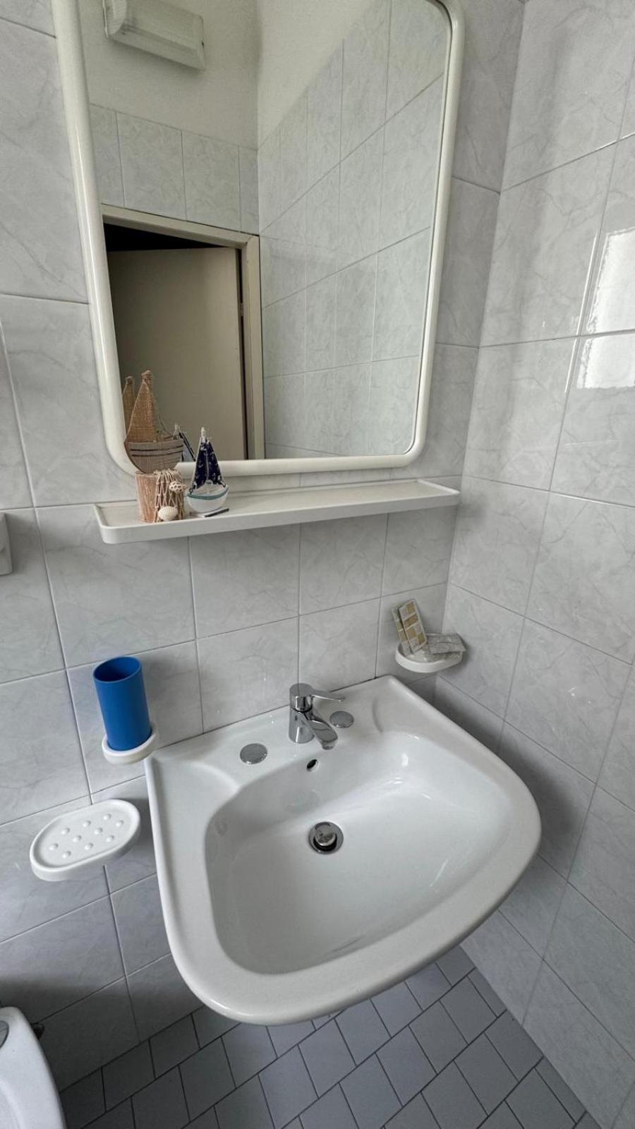 Hotel Oltremar B&B กัตตอลิกา ภายนอก รูปภาพ