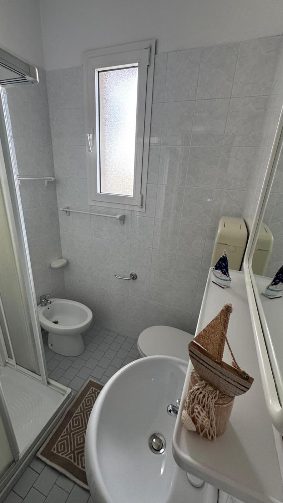 Hotel Oltremar B&B กัตตอลิกา ภายนอก รูปภาพ