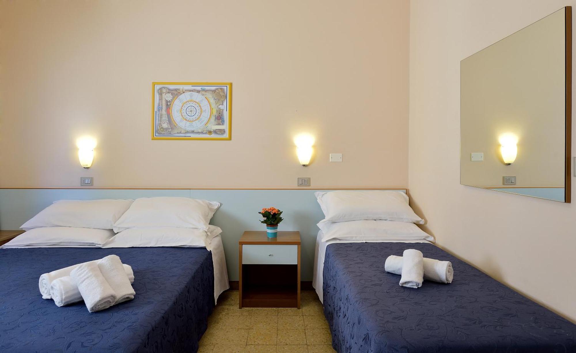 Hotel Oltremar B&B กัตตอลิกา ภายนอก รูปภาพ